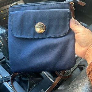 Tommy Hilfiger Medium Crossbody